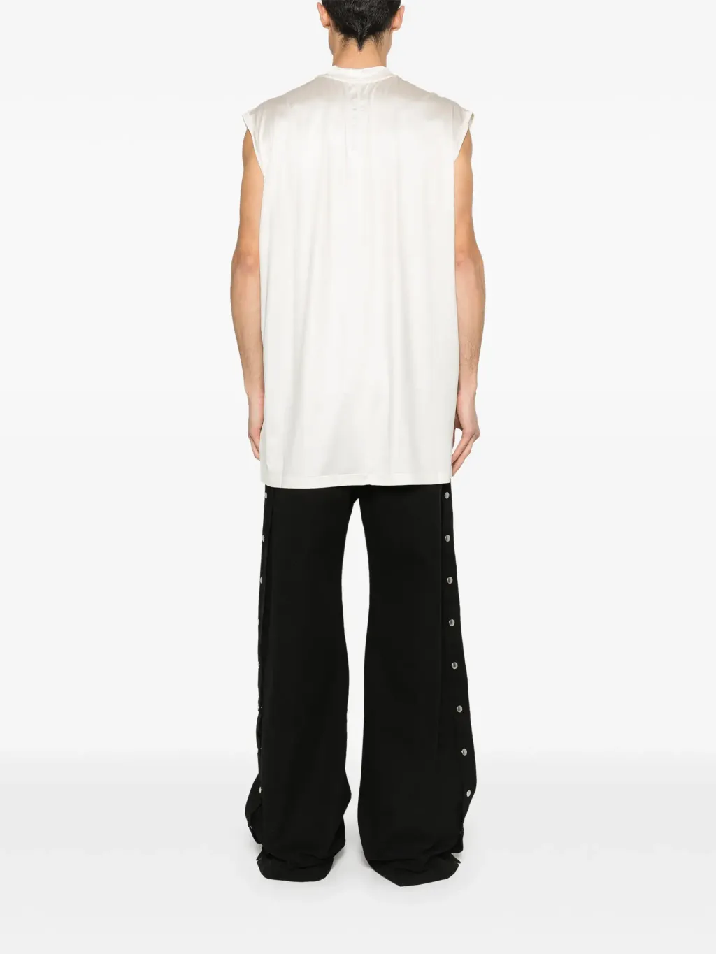 34853508_66572092_2048