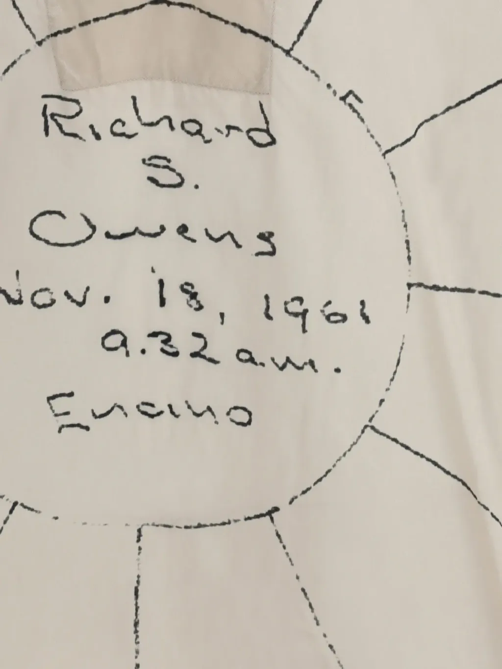 34284933_65779222_2048