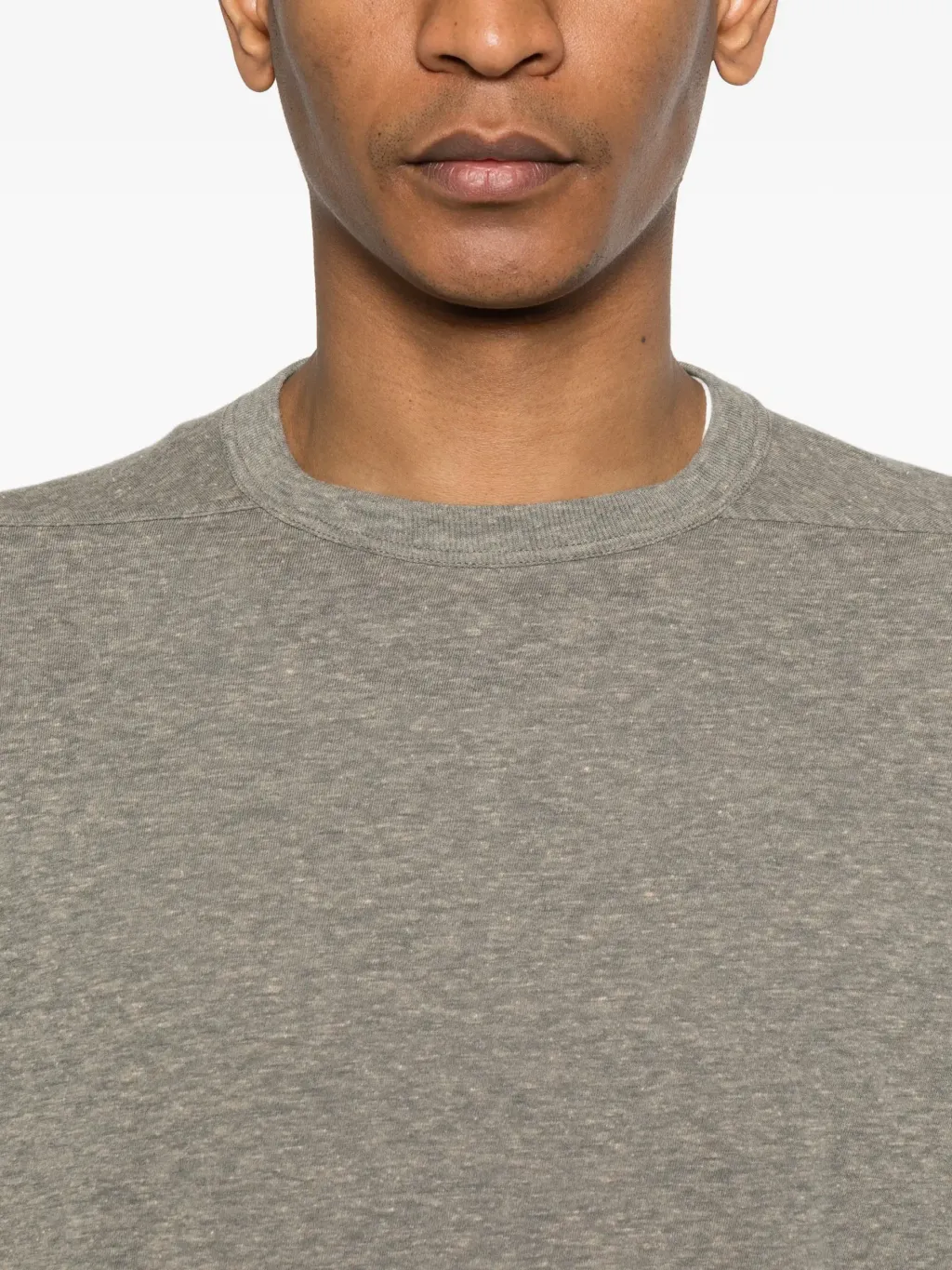 32969953_65989650_2048