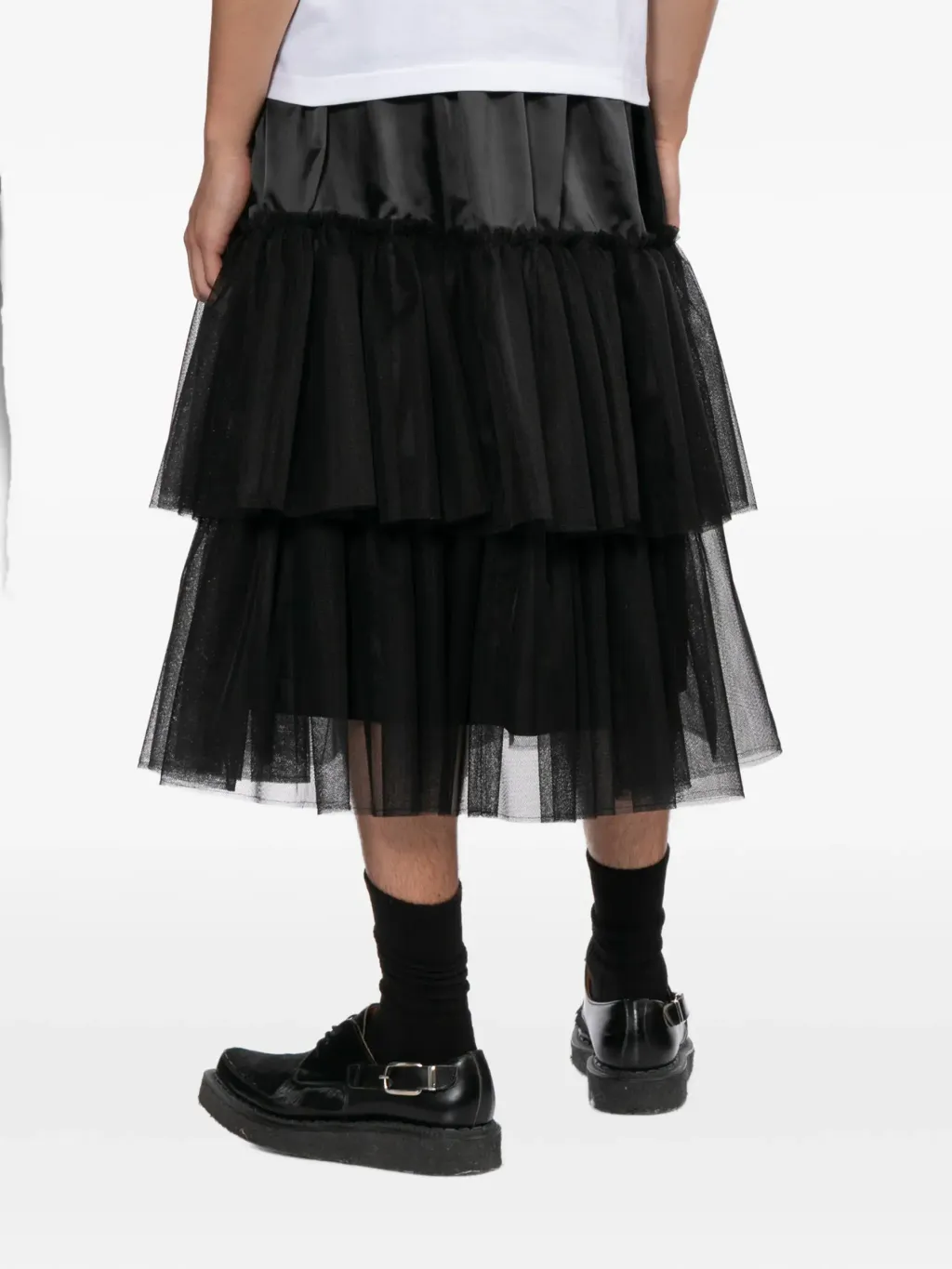 34718648_66047177_2048