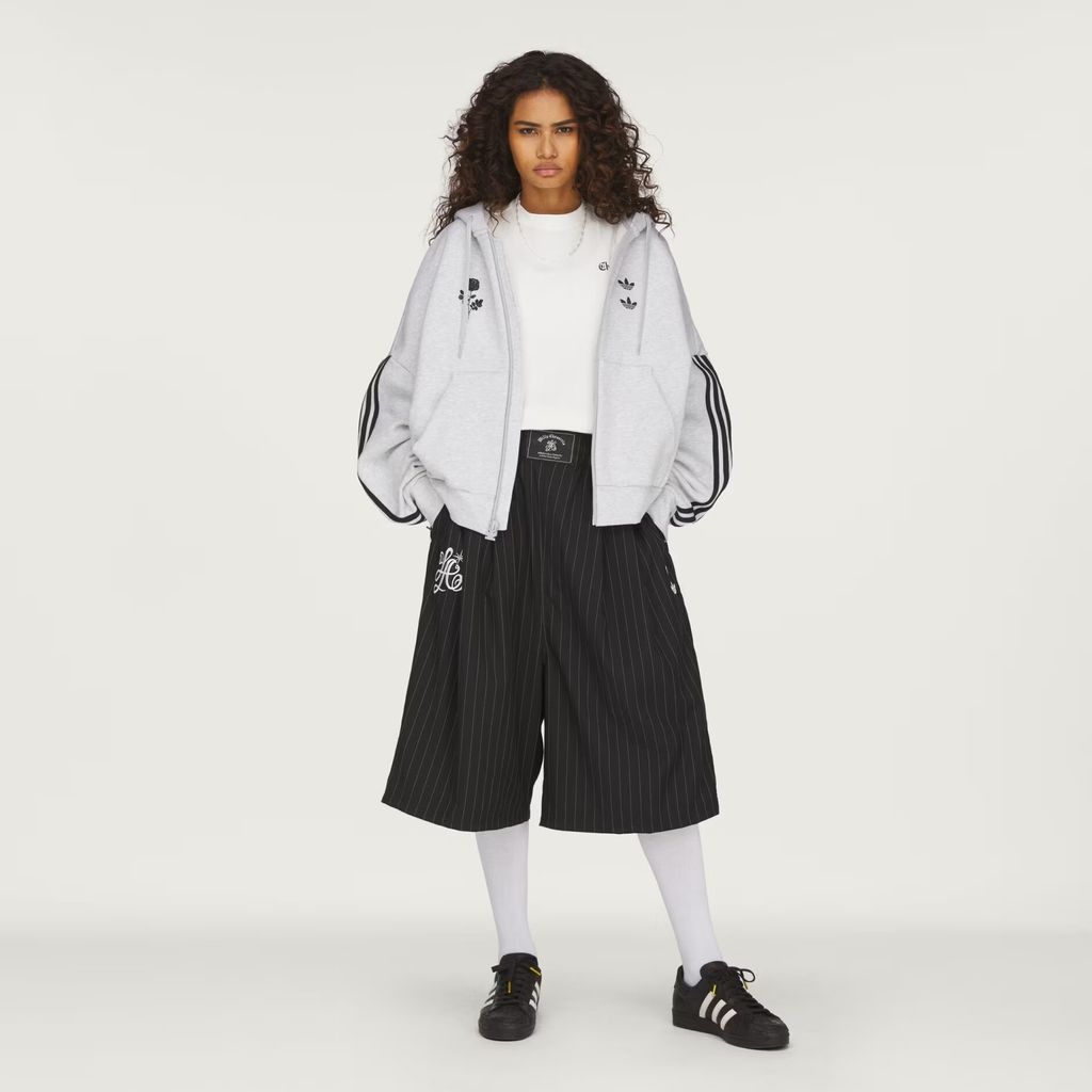 KV2247_25_outfit