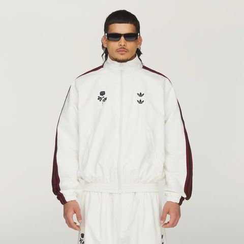 Chavarria_Woven_Track_Jacket_White_KT2616_21_model