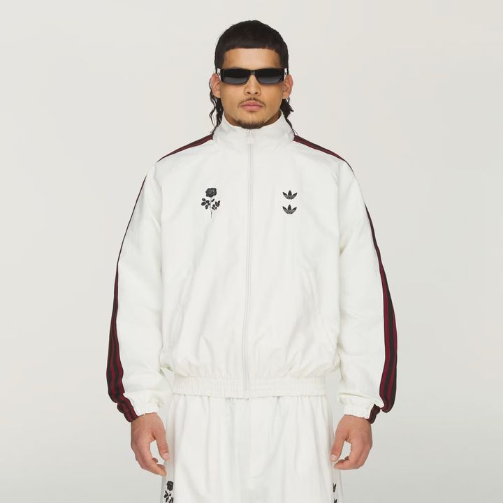 Chavarria_Woven_Track_Jacket_White_KT2616_21_model
