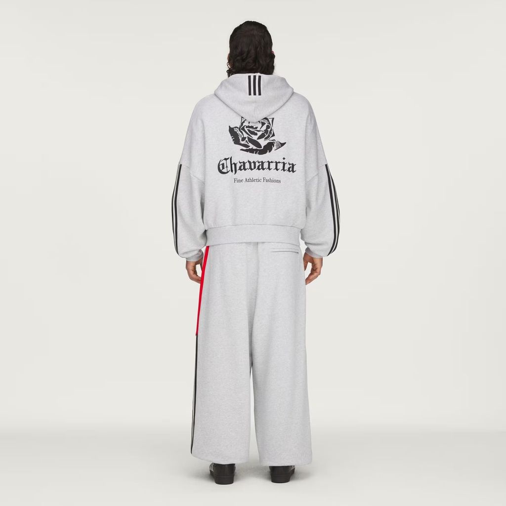 Chavarria_Sweatpant_Grey_KV2249_23_hover_model