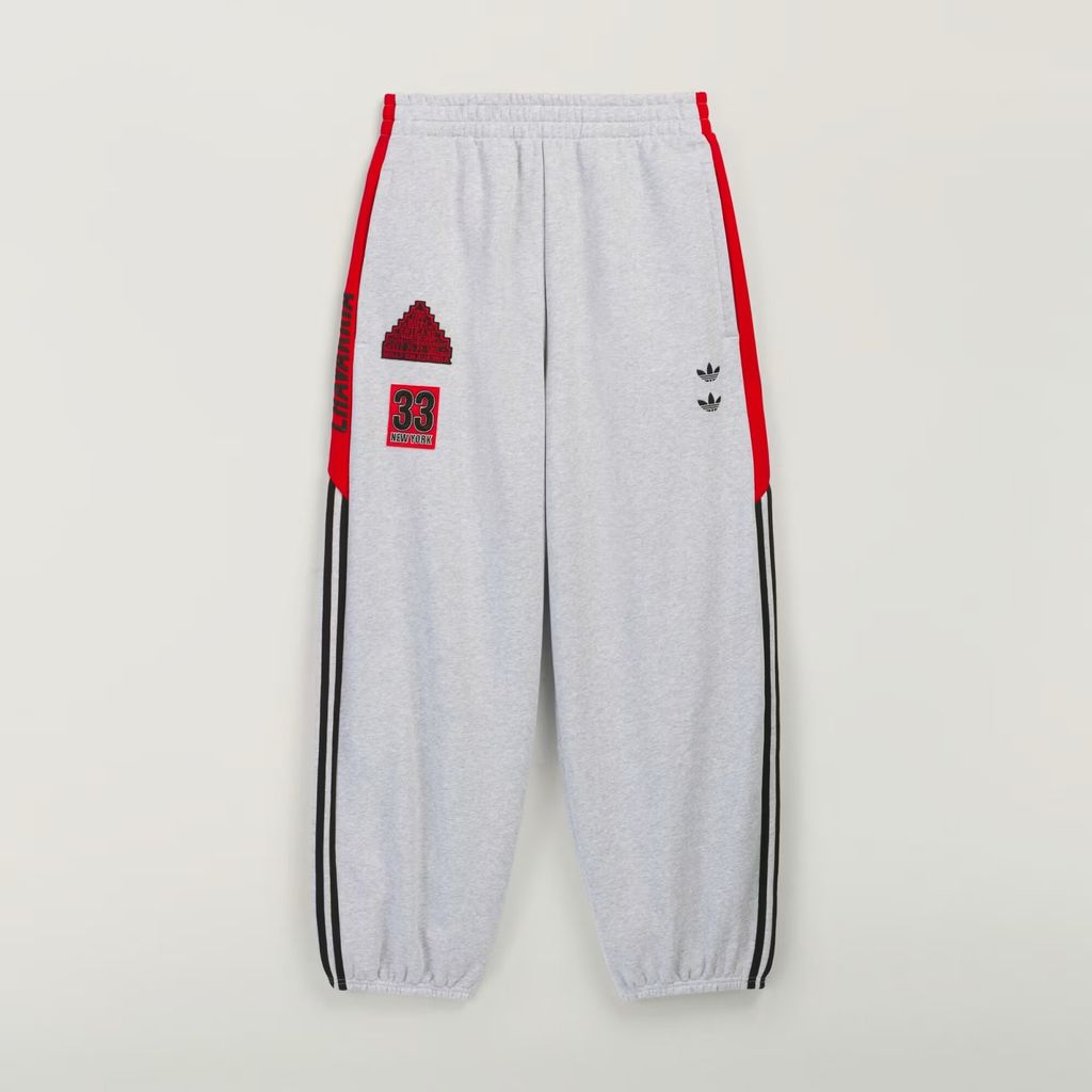 Chavarria_Sweatpant_Grey_KV2249_01_laydown