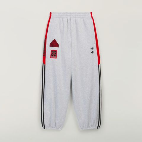 Chavarria_Sweatpant_Grey_KV2249_01_laydown