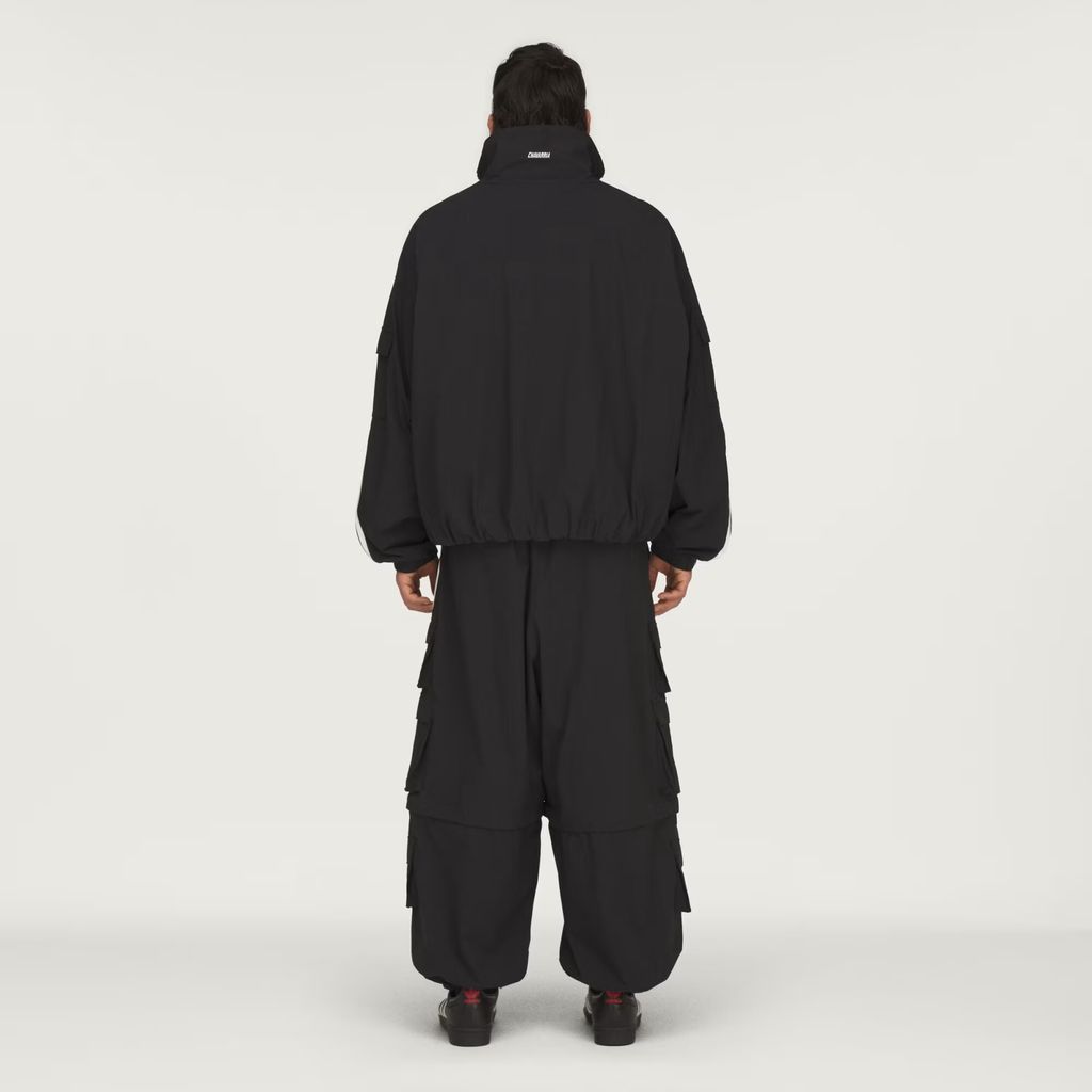 Chavarria_Cargo_Jacket_Black_KW1732_23_hover_model