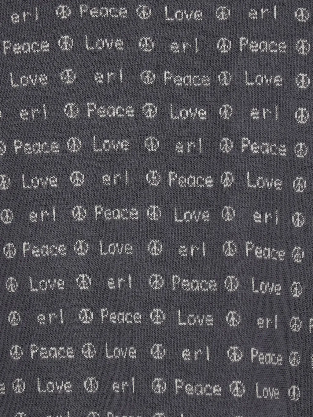 33075613_66203673_2048