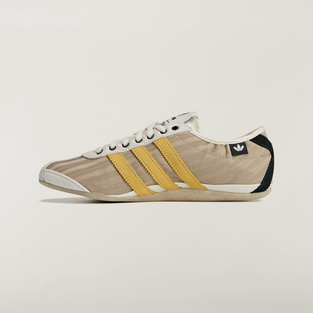 TOKYO_W_SFTM_Shoes_White_KJ4401_06_standard