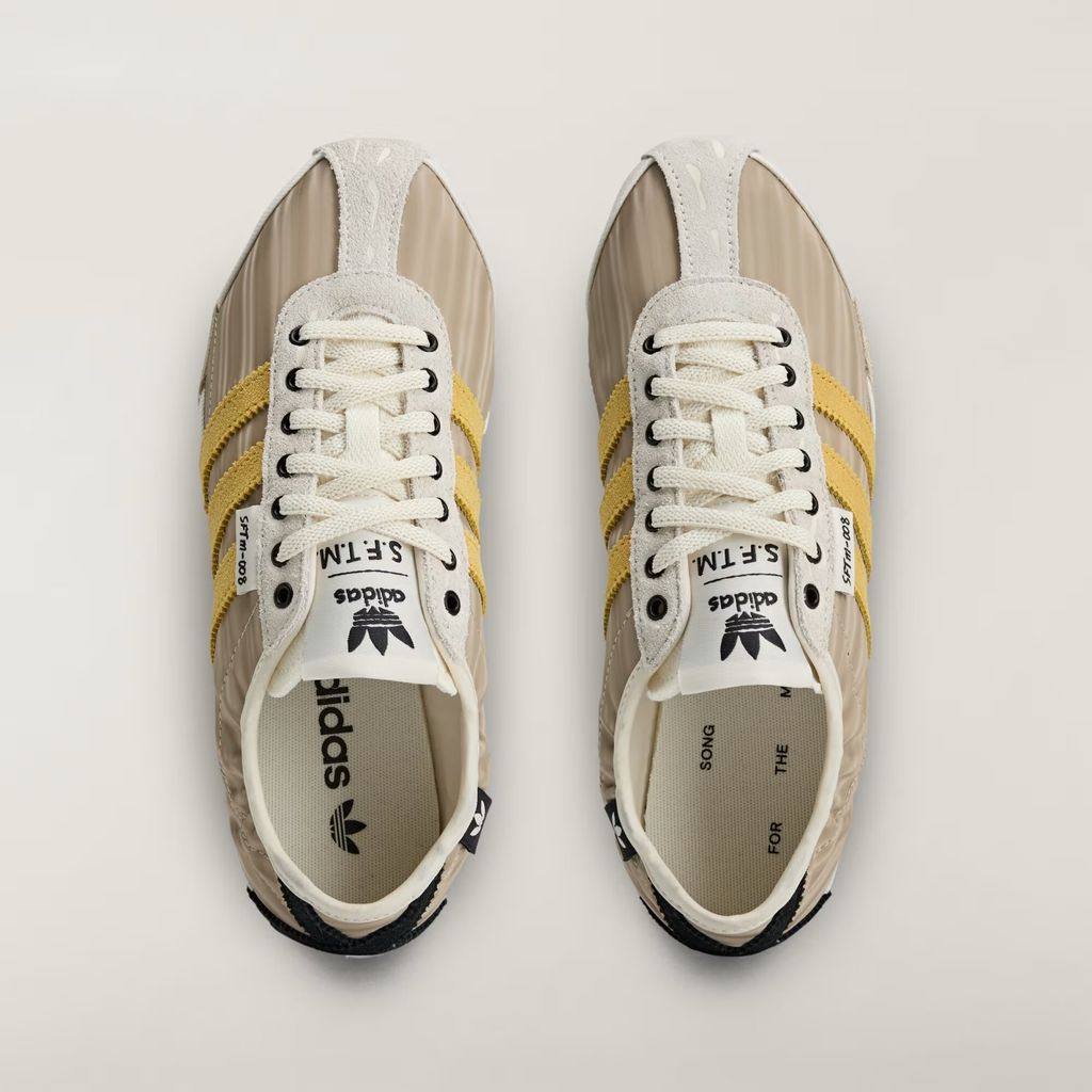TOKYO_W_SFTM_Shoes_White_KJ4401_02_standard_hover