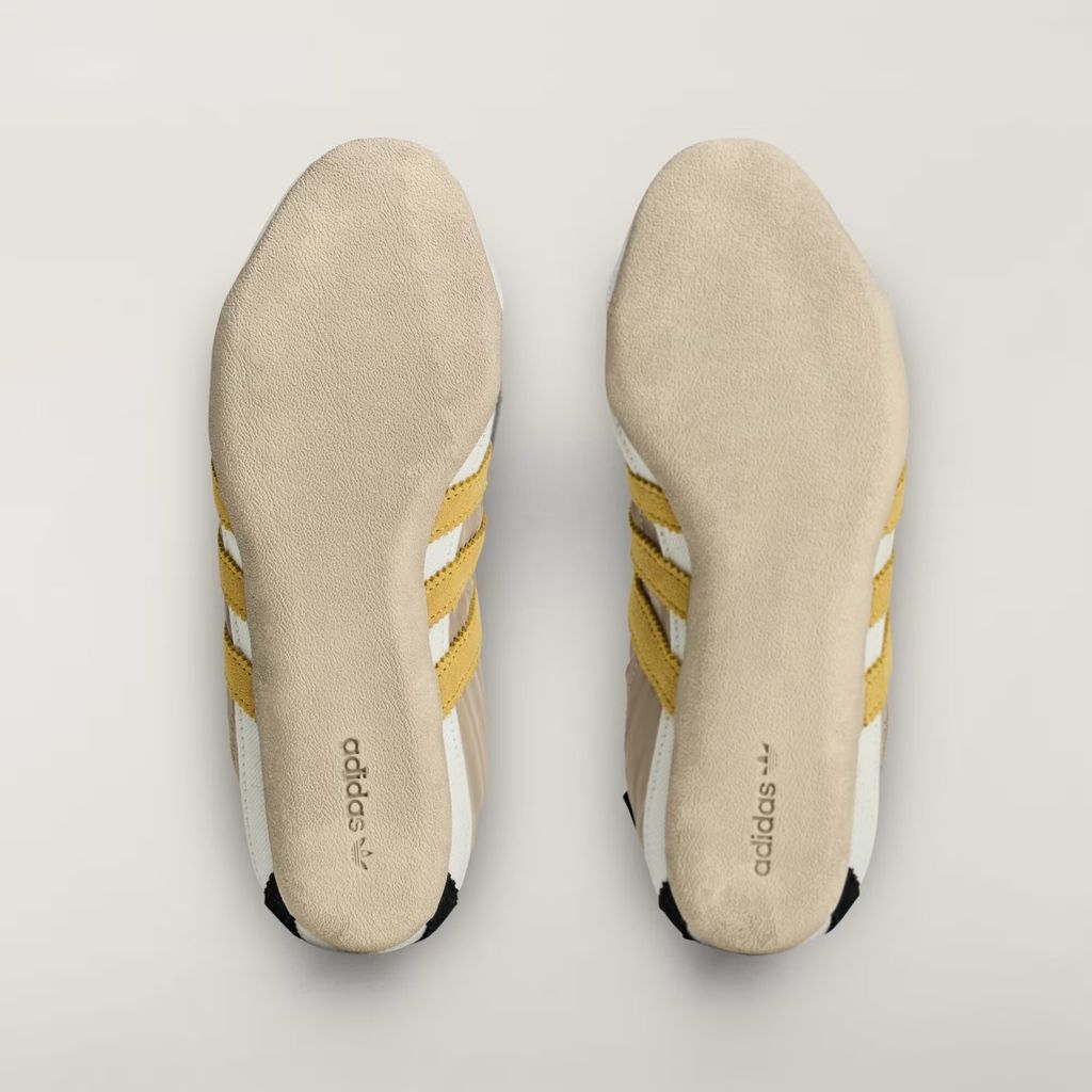 TOKYO_W_SFTM_Shoes_White_KJ4401_03_standard