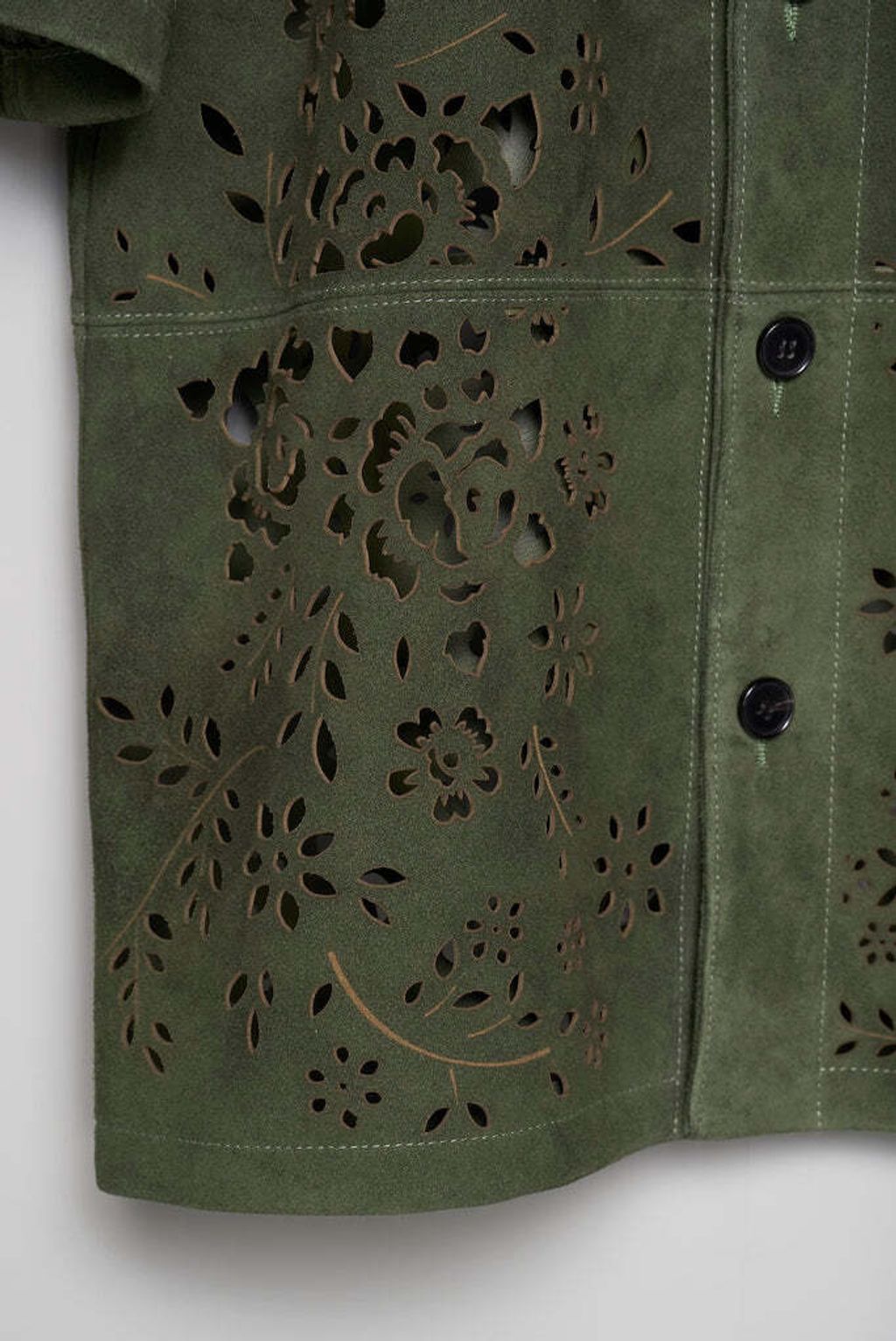 005-BANDANAHOLELEATHERHALFSLEEVESHIRT-M26U6SH002-MOSSGREEN_685x1024.jpg