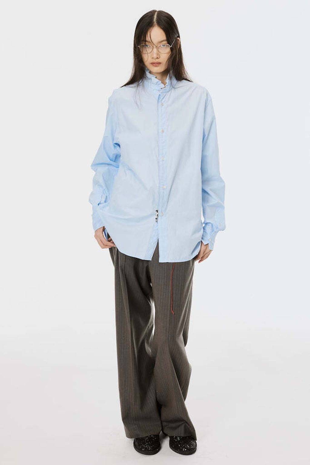 001-ZIP-UPFRILLCOLLARSHIRT-M26U6SL004-SAX_684x1024.jpg