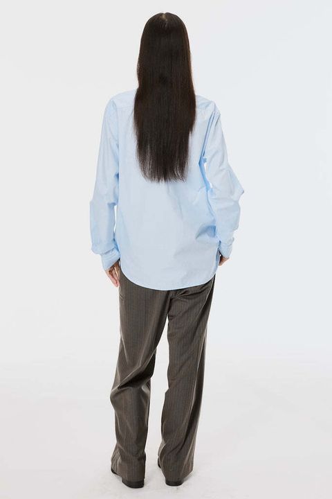 002-ZIP-UPFRILLCOLLARSHIRT-M26U6SL004-SAX_684x1024.jpg