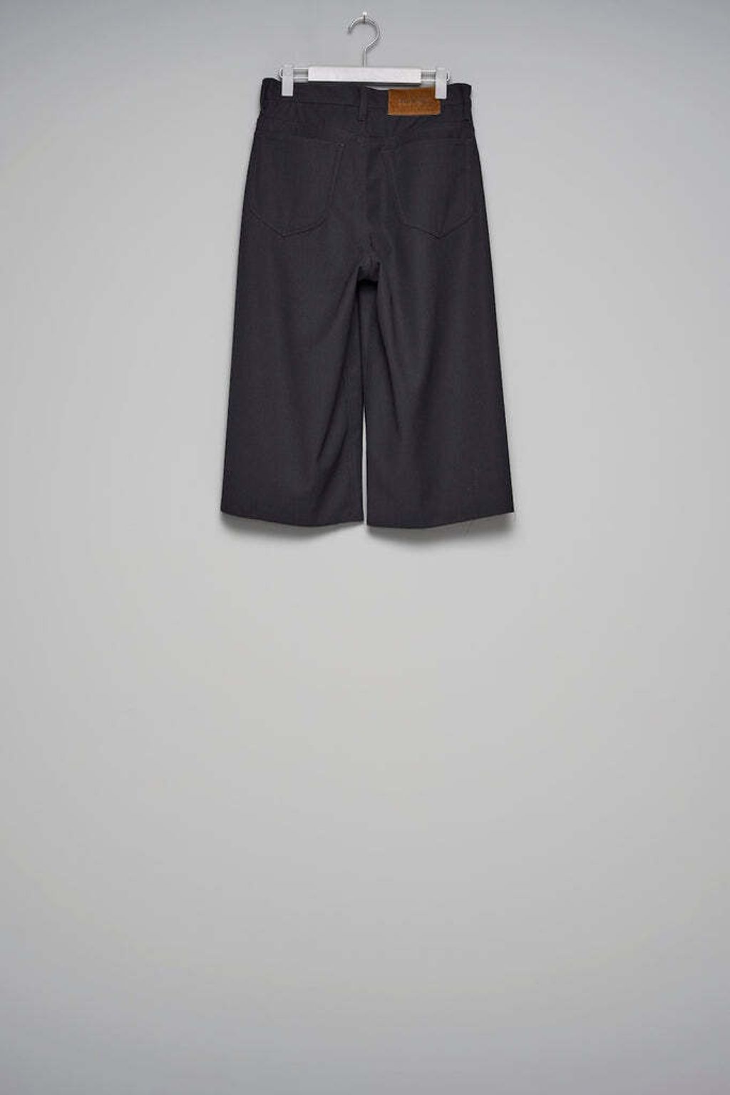 004-CANVASSHORTS-M26U6PS003-BLACKEBONY_683x1024.jpg
