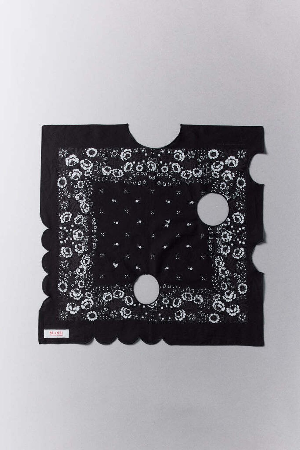 003-CHEESEBANDADA-M26U6OJ004-BLACK_684x1024.jpg