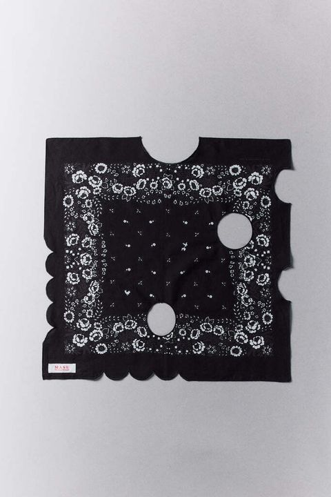 003-CHEESEBANDADA-M26U6OJ004-BLACK_684x1024.jpg