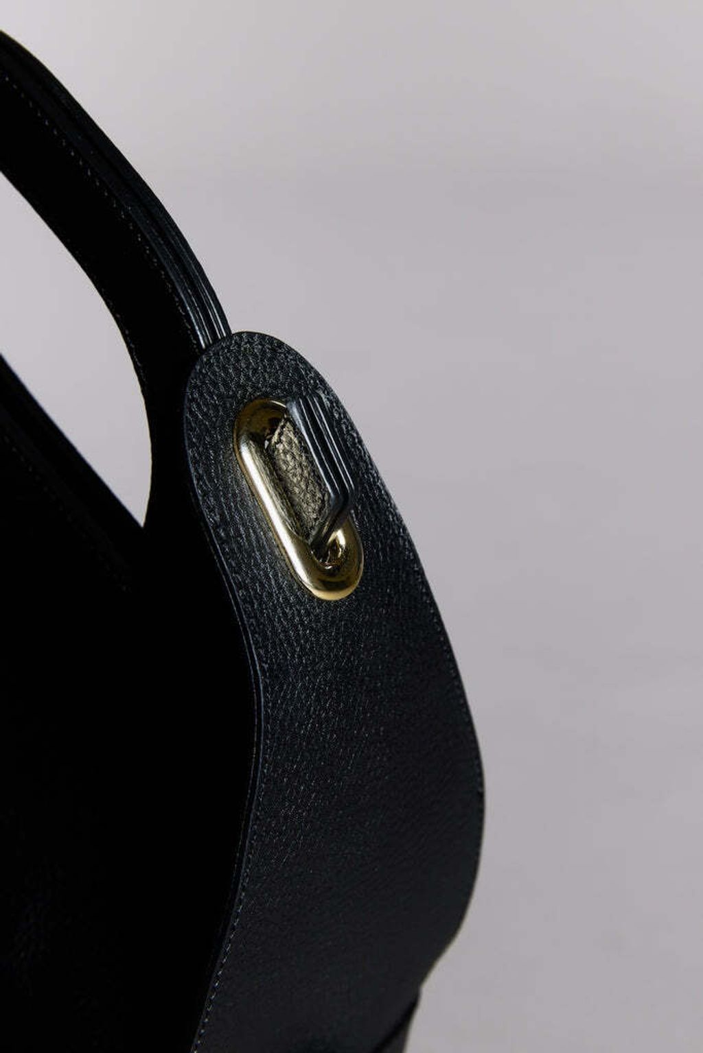 013-TRUFFEBAG-M26U6OJ009-BLACK_684x1024.jpg