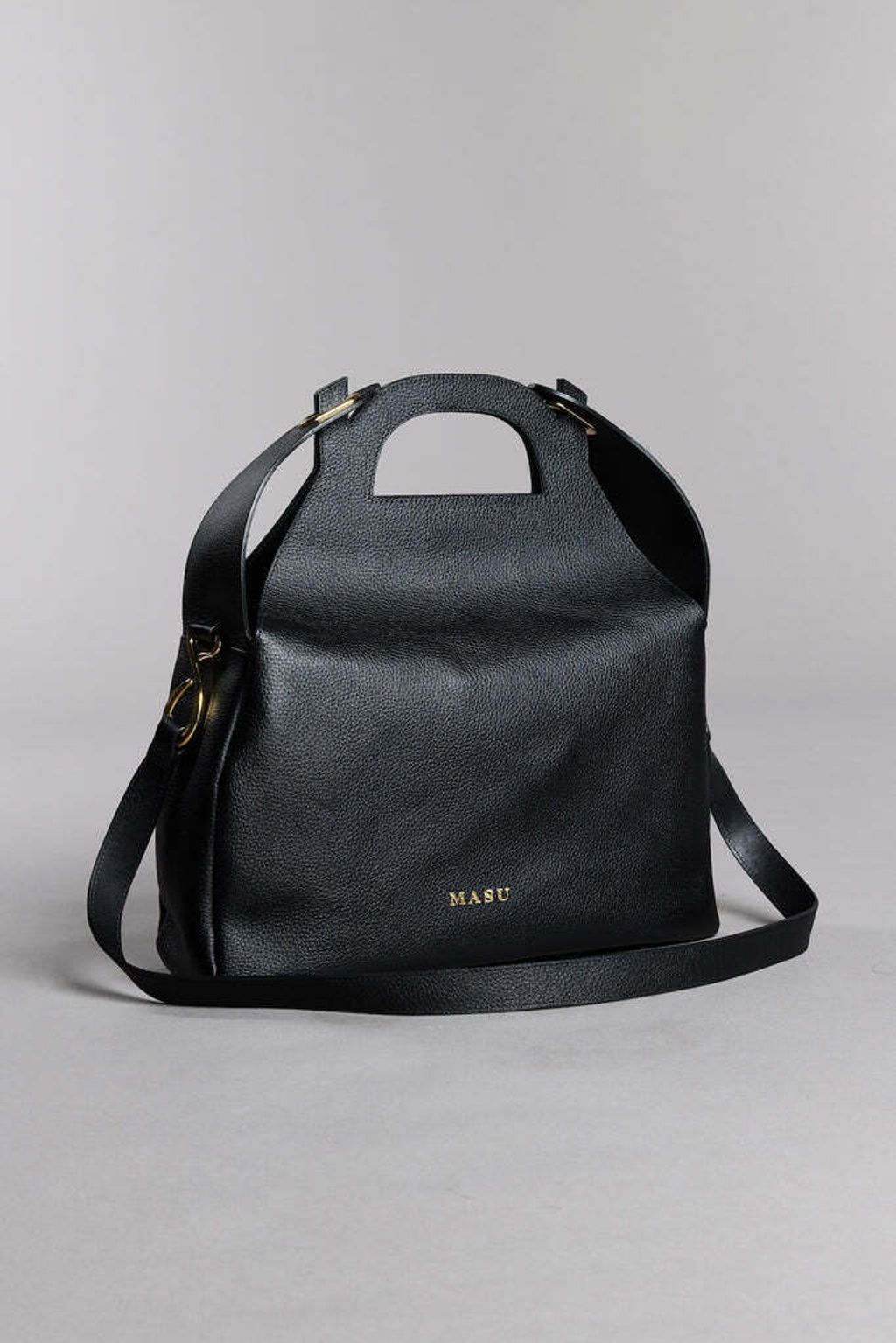 009-TRUFFEBAG-M26U6OJ009-BLACK_683x1024.jpg
