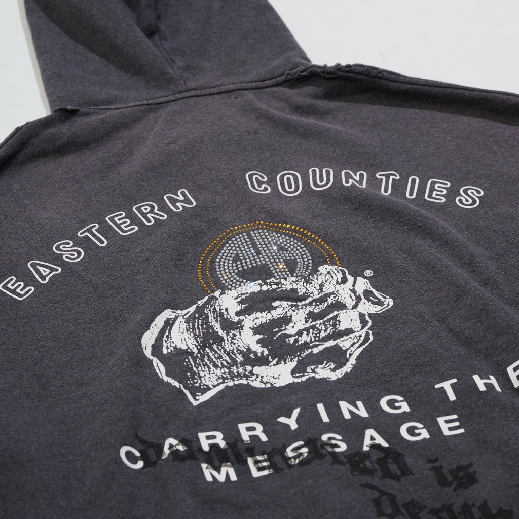 CARRY-THE-MESSAGE-ZIPPED-HOODIE-BLK-DETAIL.jpg