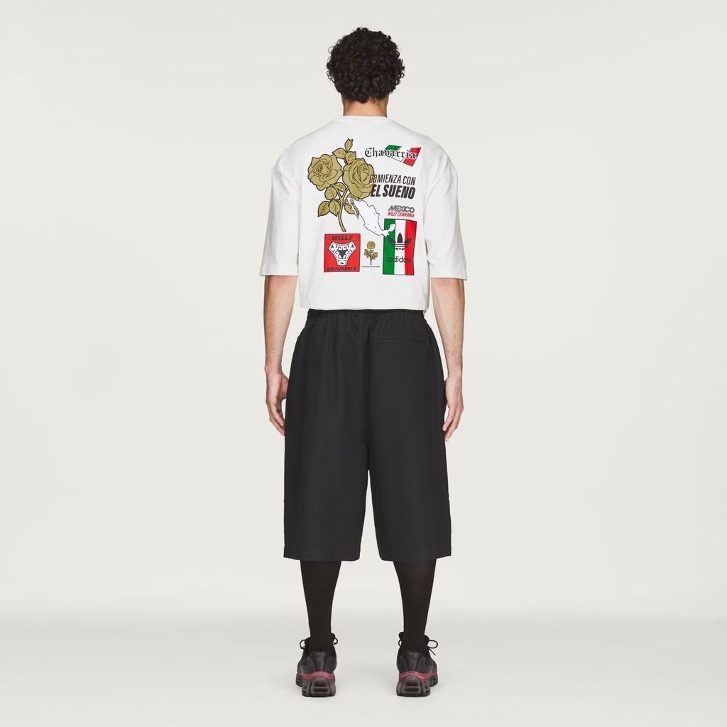 Chavarria_Long_Twill_Short_Black_KV1975_23_hover_model