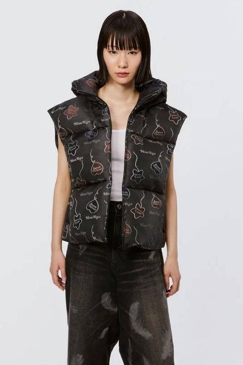 MASU FALLING BALLOON DOWN VEST GRAPHIC BY VERDY – TRENDS