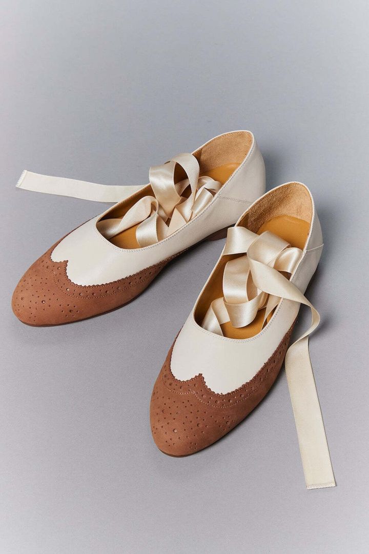 WING-TIP-BALLET-SHOES-CREAM-BROWN-M25K6OJ004-1_1200x1800