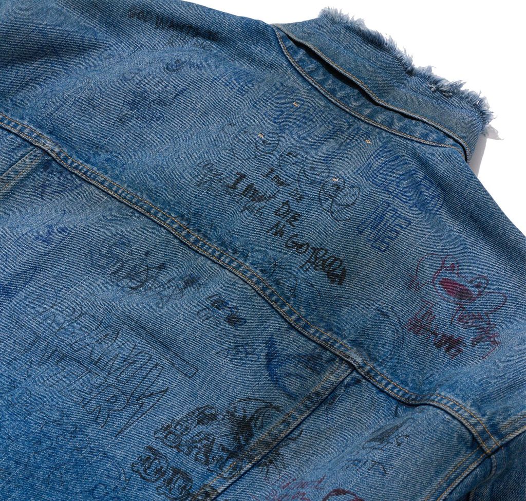 UR-FANTASY-DENIM-JACKET-DETAIL-3.jpg