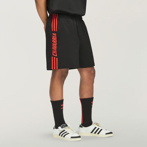 Chavarria_Gym_Short_Black_KB7236_25_model