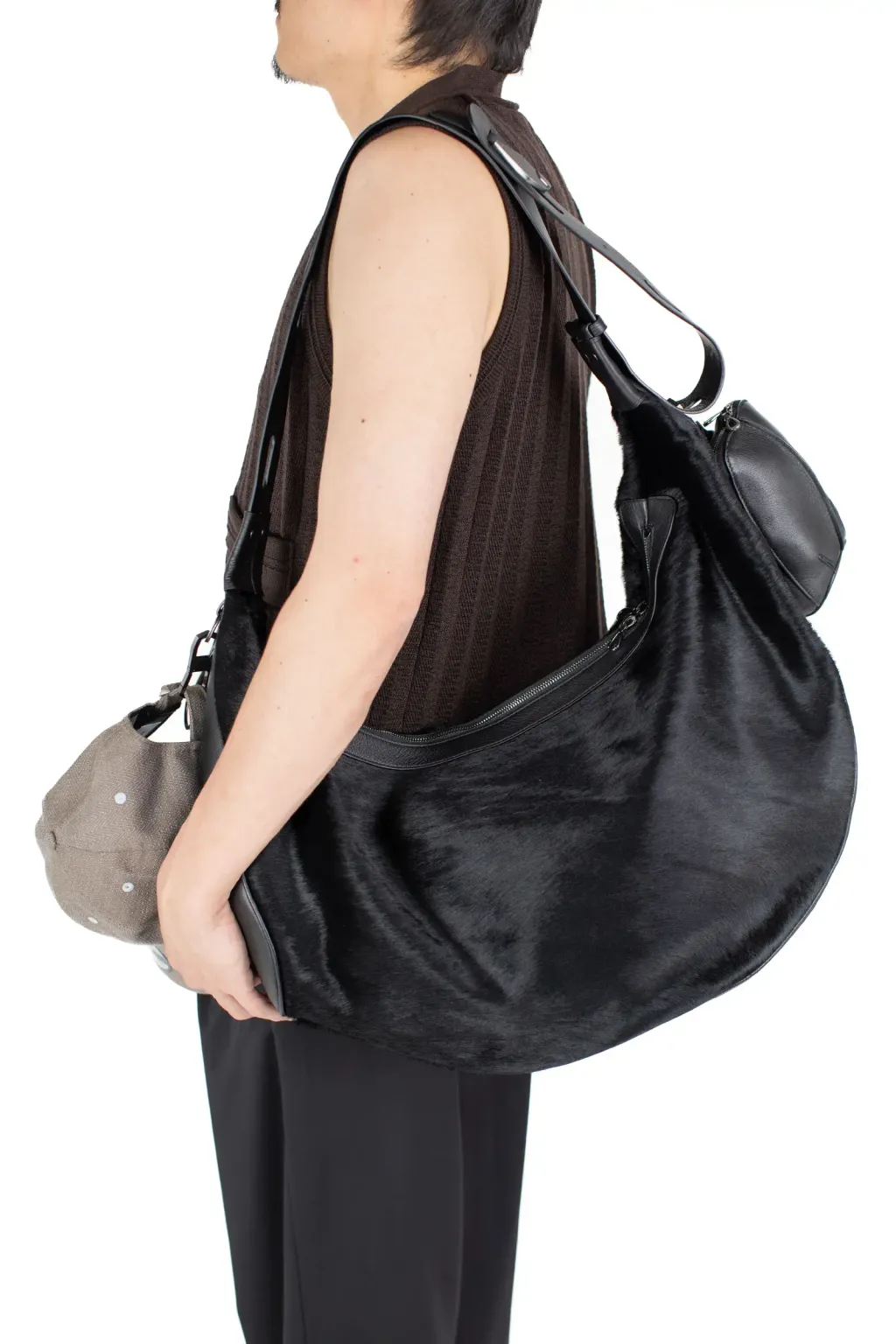look-2-accessories-322-2400x-q78