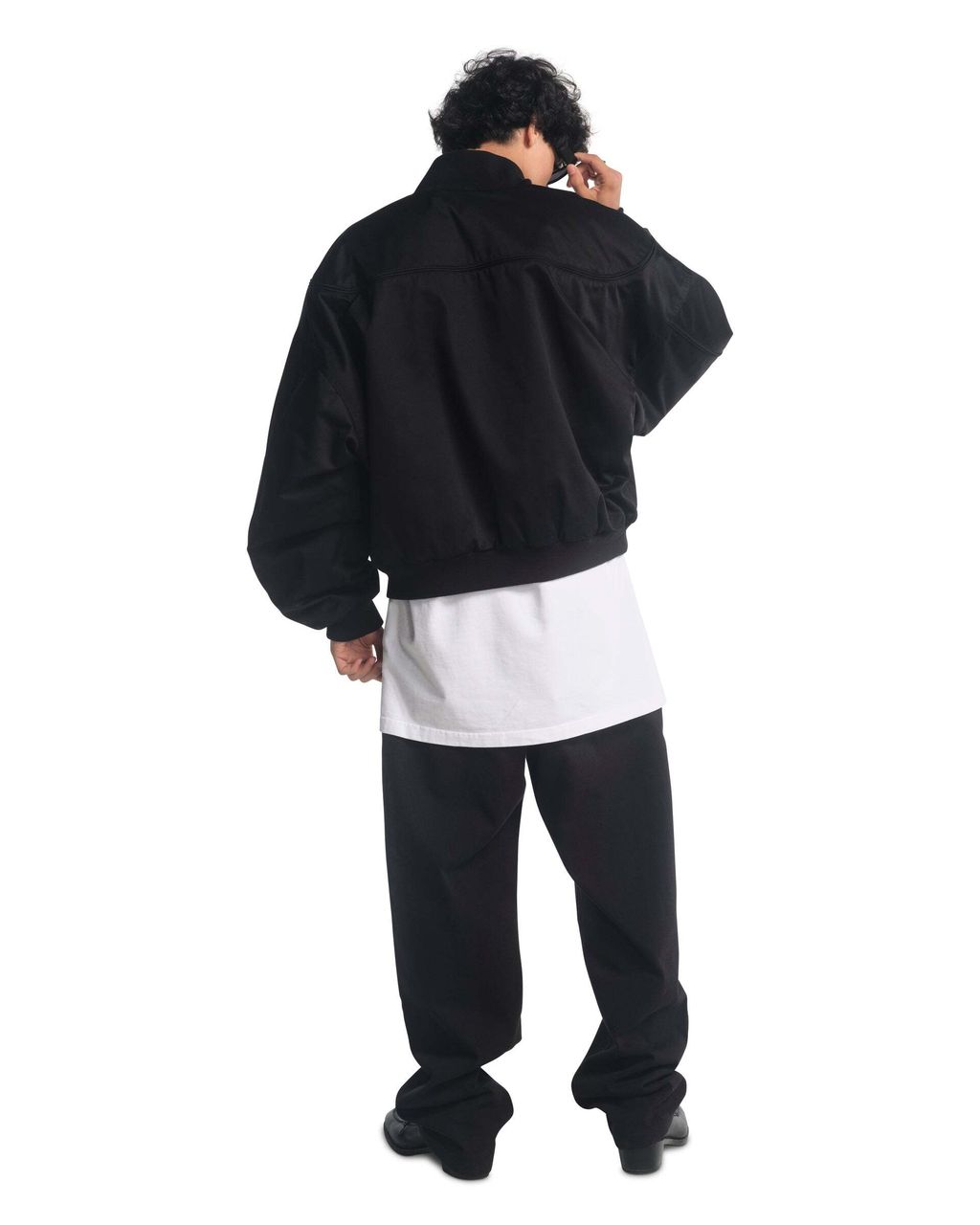 WCOUT0008-001_GAS_STATION_BOMBER_BLACK_073.jpg