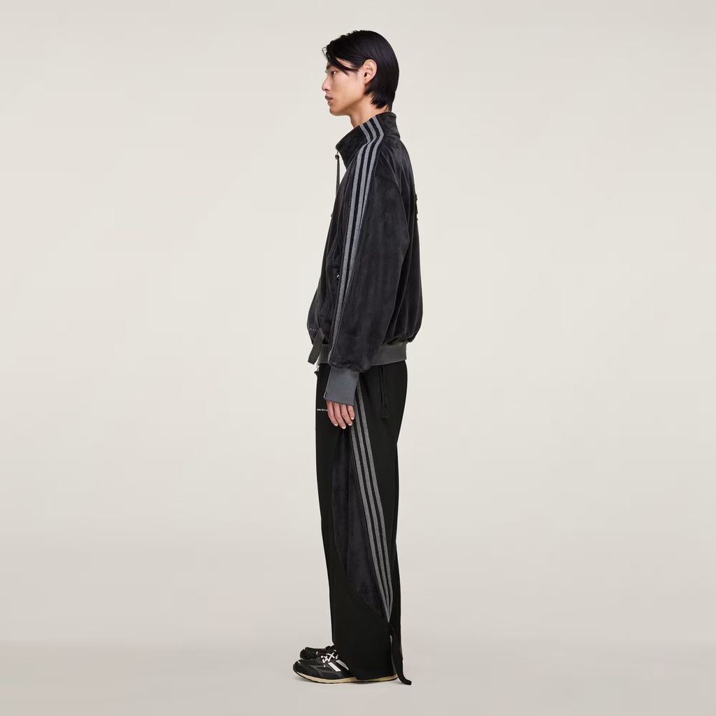 SONG_FOR_THE_MUTE_ADI006_TRACK_TOP_Black_KC0317_22_model