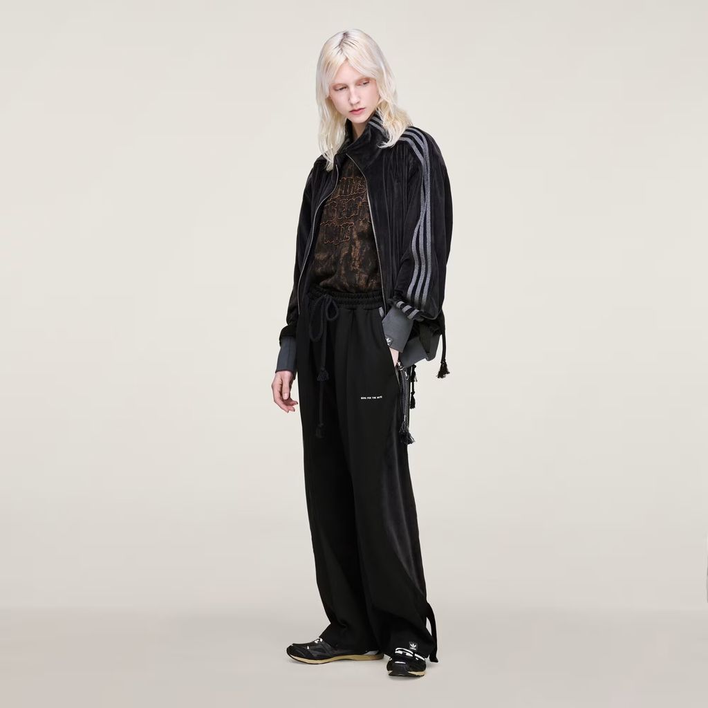 SONG_FOR_THE_MUTE_ADI006_TRACK_PANT_Black_KC0323_25_outfit