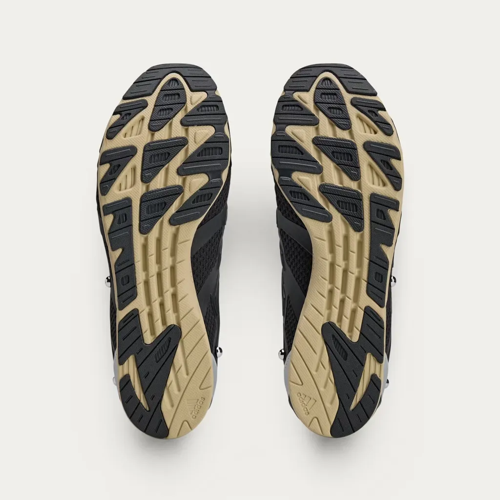 ADIZERO_PR_SFTM_Shoes_Black_HP3523_03_standard_hover