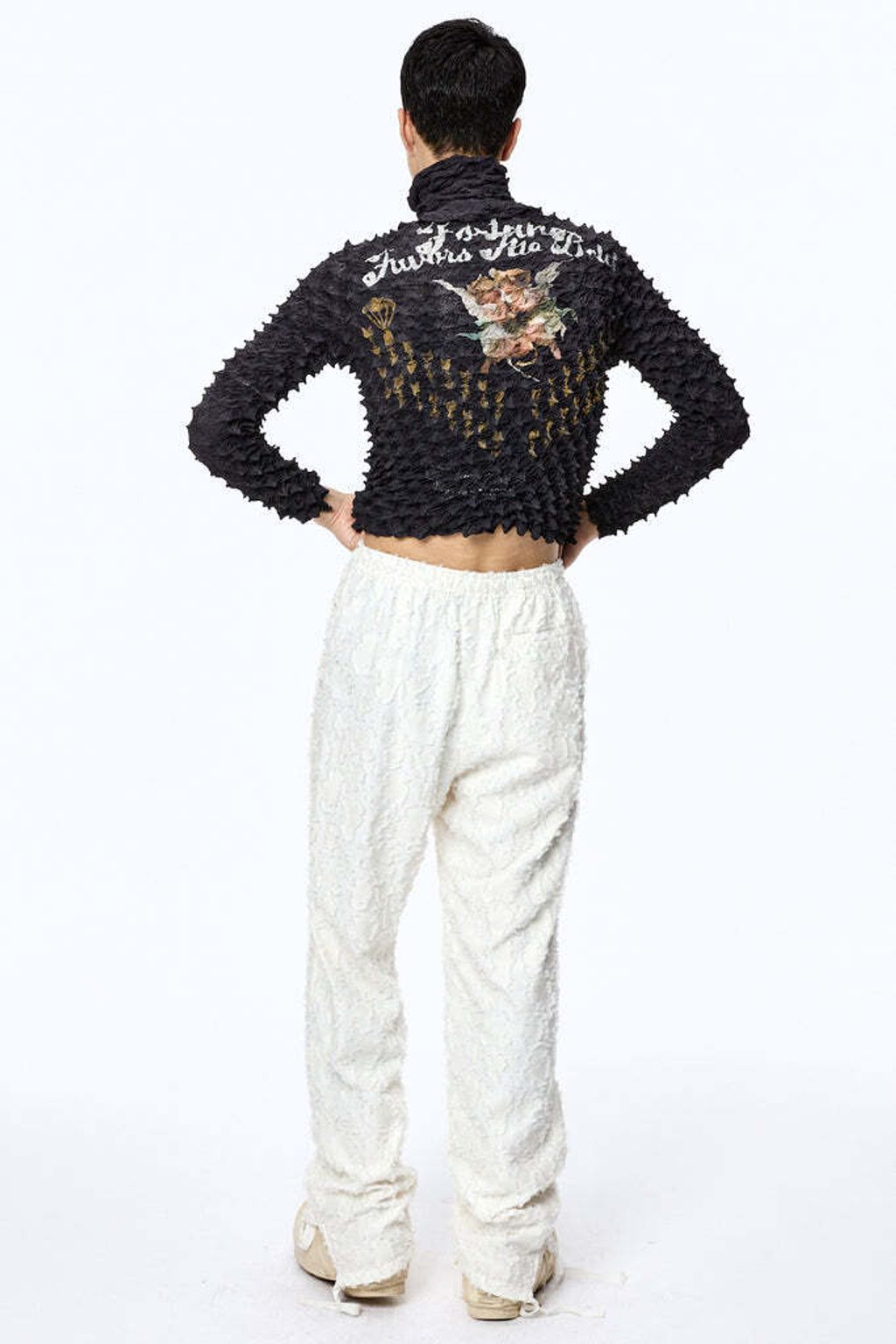 002-SPIKYPEGASUSBOMBERJACKET-M25F9BL010-BLACK_683x1024.jpg