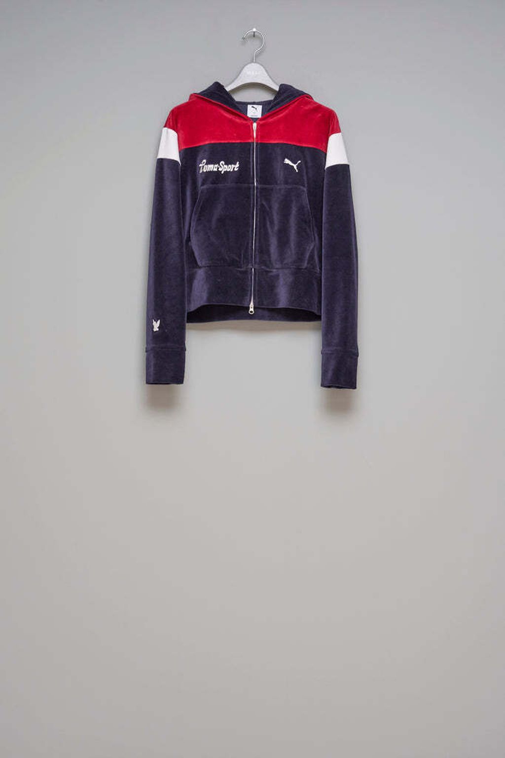 017-PUMAxMASUT7SHORTTRACKHOODIE-636086-DARKNAVY_684x1024.jpg