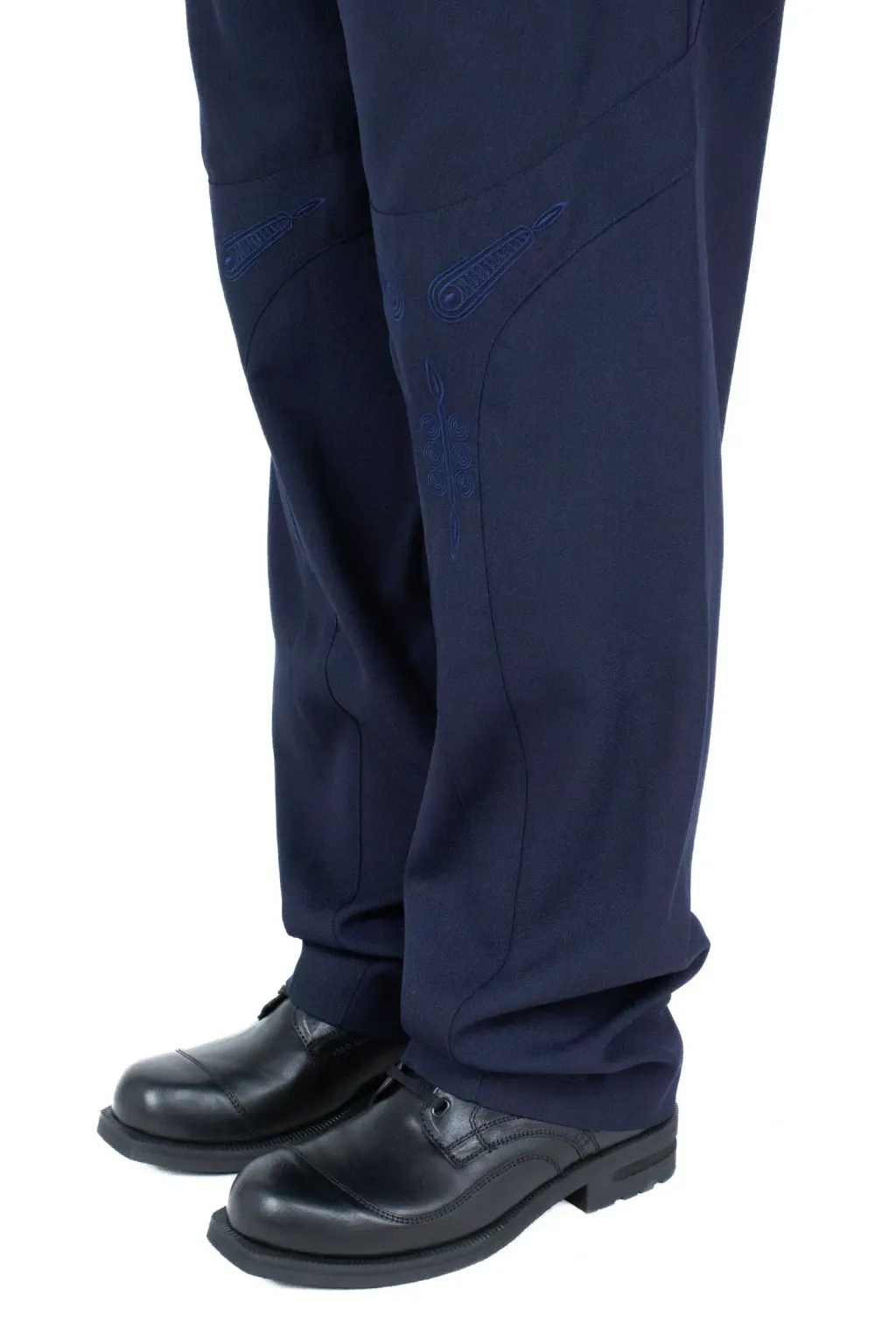 faa-17kkinfaug-2400x-q78