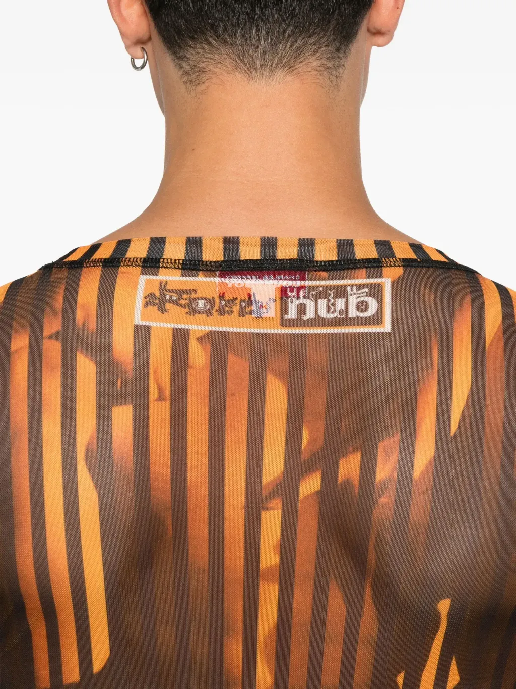 31867663_62481055_2048