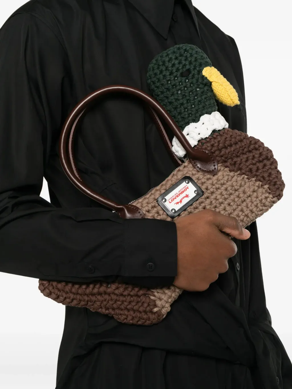 32442458_62813878_2048