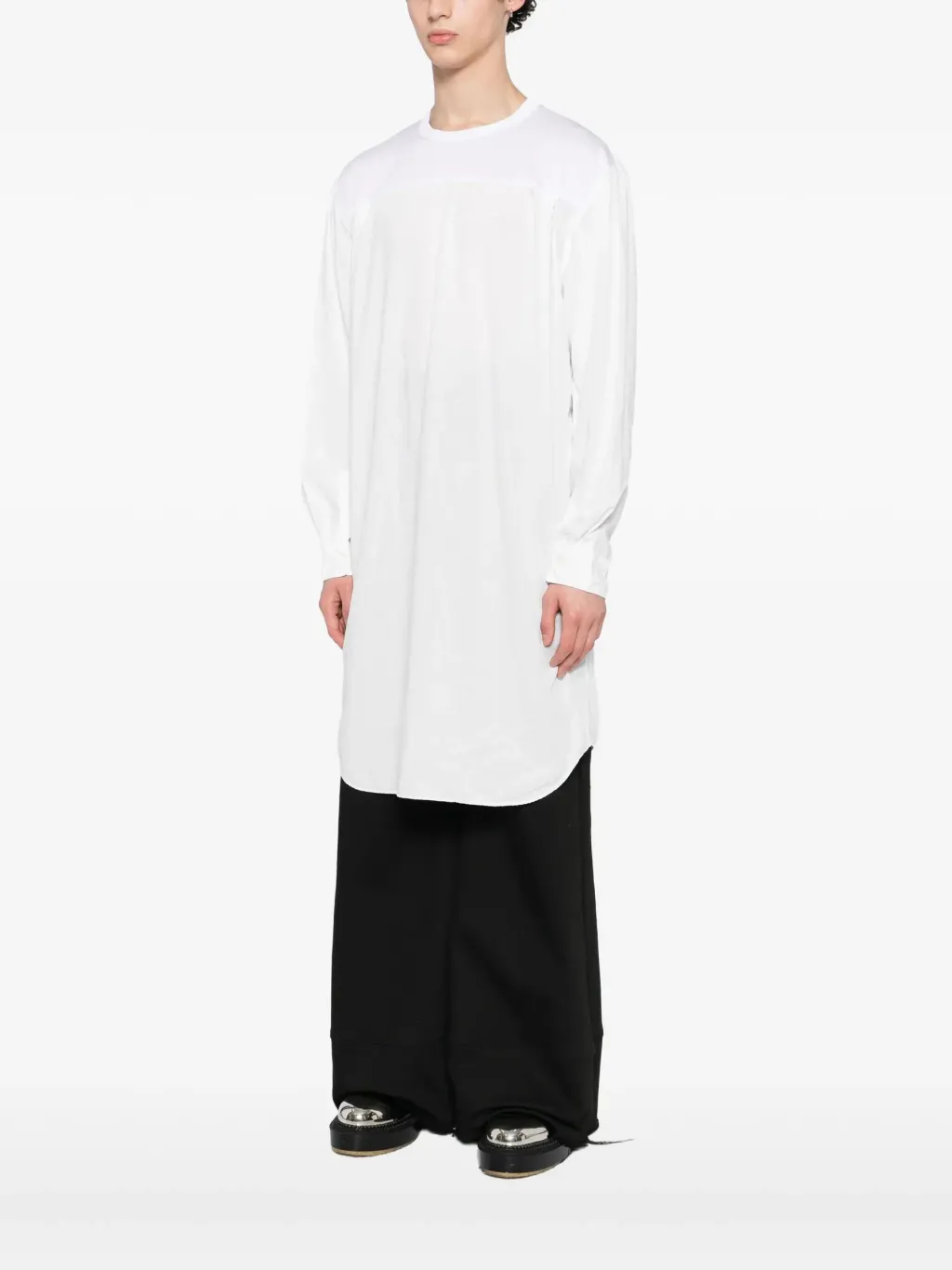 32282251_62777324_2048