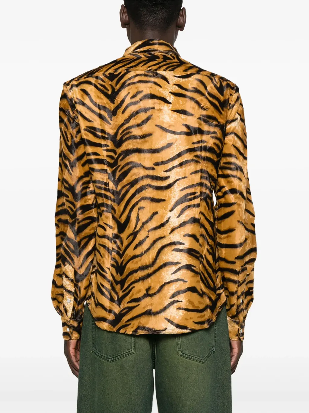 28581266_61434039_2048