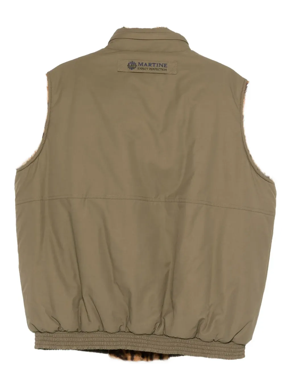 32209182_62442942_2048