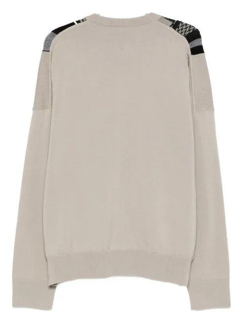 31938014_62179435_2048