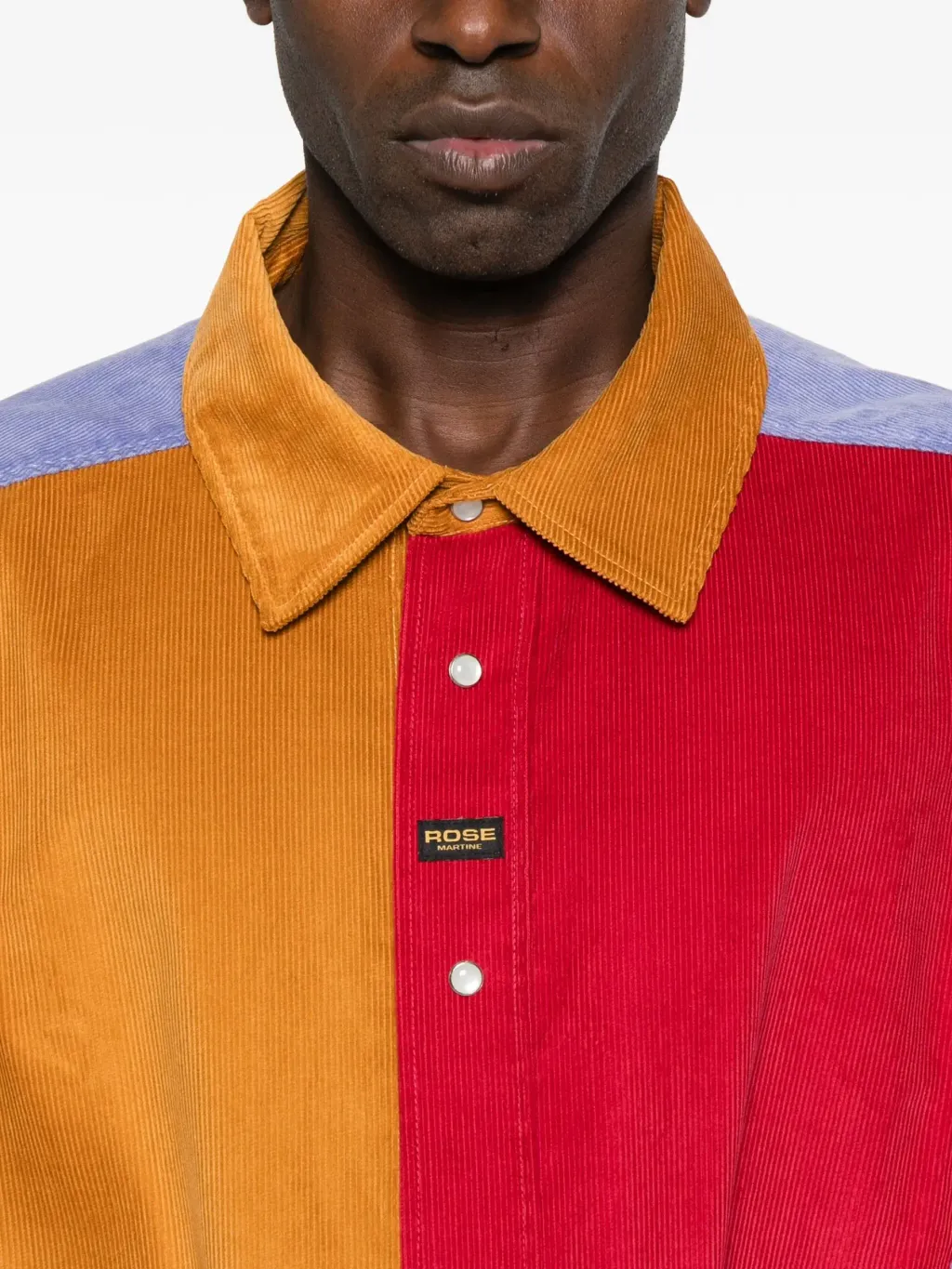 31866448_61667372_2048