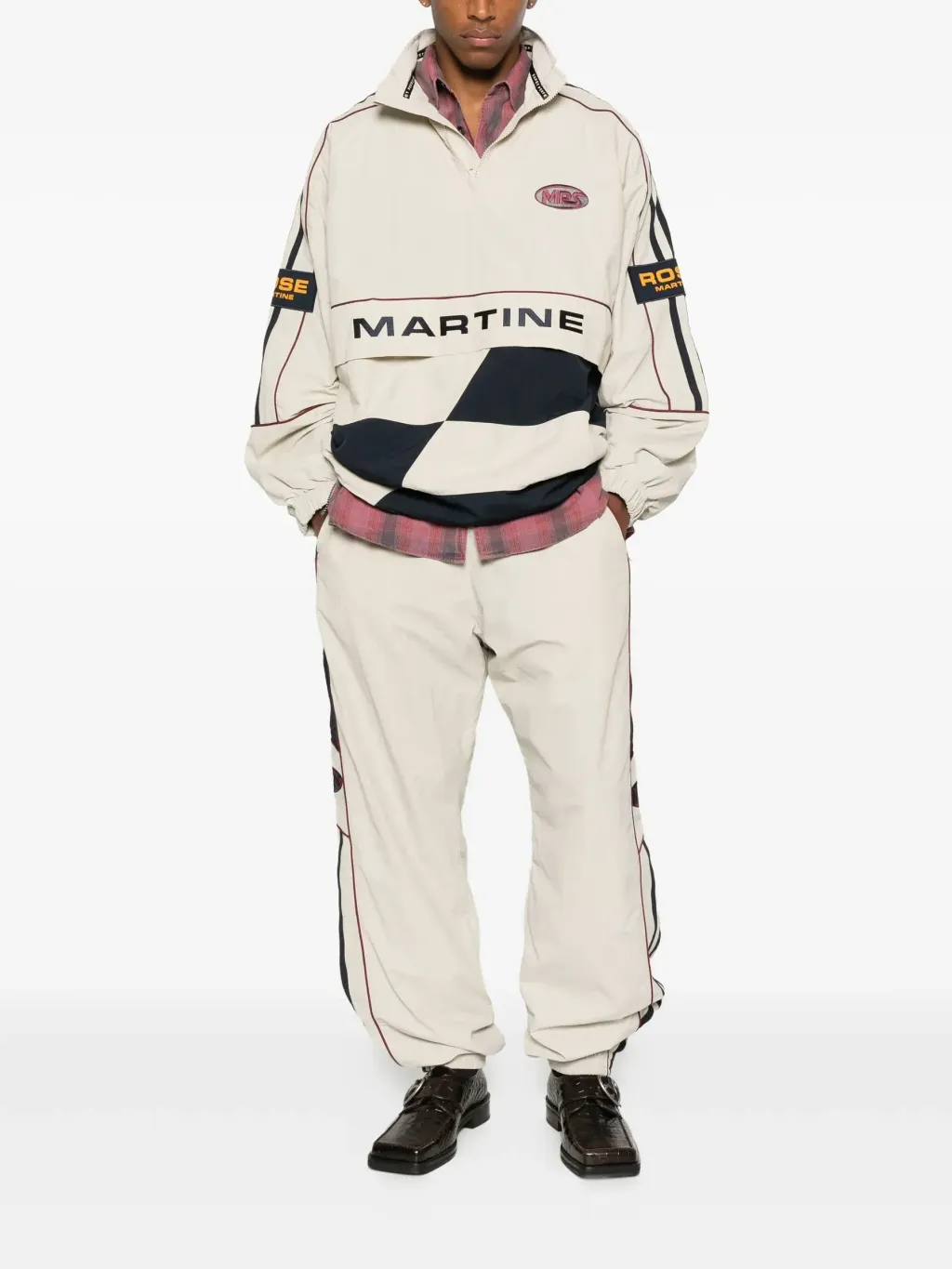 31814302_61535480_2048