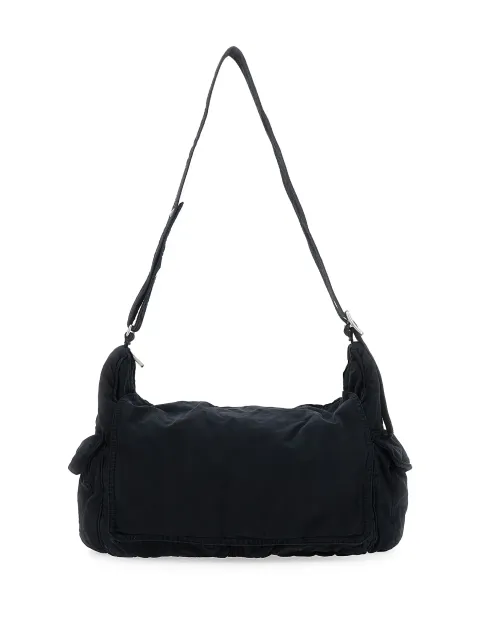 31942352_61851415_2048