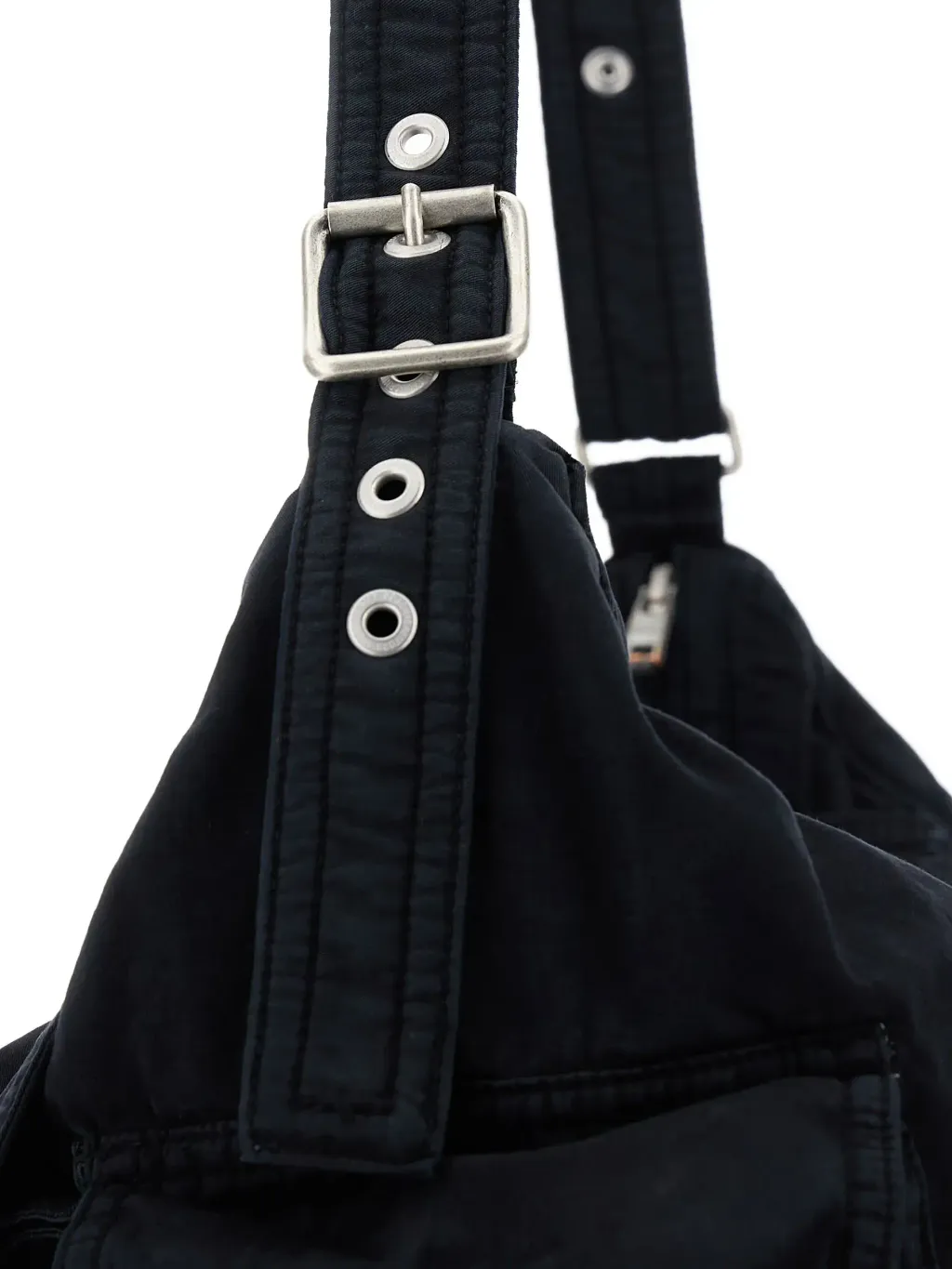 31942352_61719974_2048