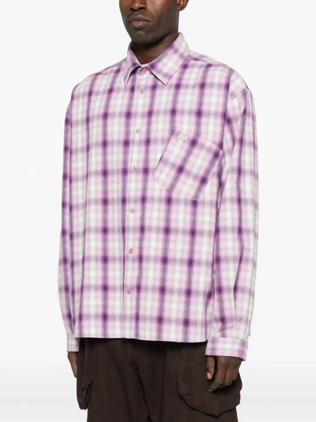 31940382_61750806_2048