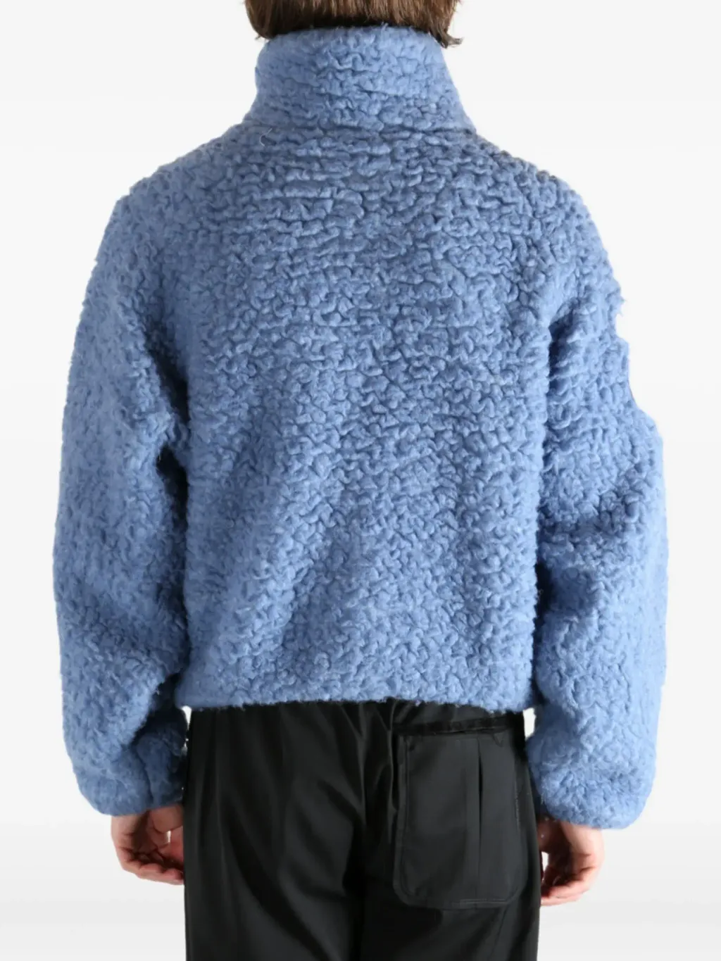 31604767_61492350_2048