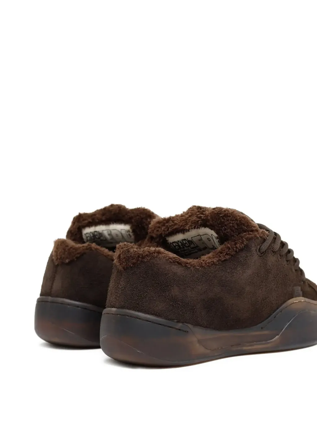 31021437_62648336_2048